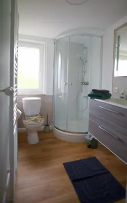 Ein Badezimmer in der Unterkunft Ferienwohnung Busch 3