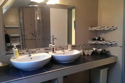 Ein Badezimmer in der Unterkunft Schöne Ferienwohnung für 6 Personen erwartet Sie im Oberharz