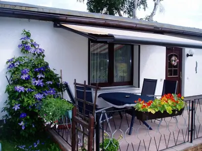 Ein Garten an der Unterkunft Bungalow Krebs