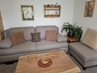 Ein Sitzbereich in der Unterkunft Ferienbungalow 
