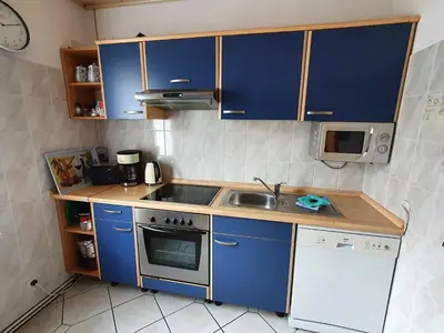 Küche/Küchenzeile in der Unterkunft Ferienhaus am Wald - Einzelstandort mit Wallbox