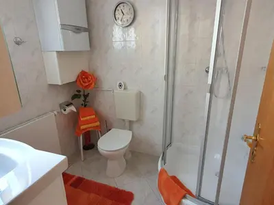 Ein Badezimmer in der Unterkunft Ferienhaus Müller