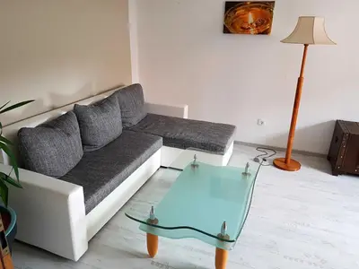Ein Sitzbereich in der Unterkunft Ferienwohnung am Kurpark