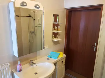 Ein Badezimmer in der Unterkunft Ferienwohnung Monique am Stieger See