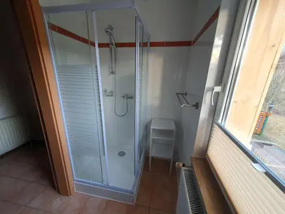 Ein Badezimmer in der Unterkunft Haus Sonja