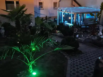 Ein Garten an der Unterkunft Ferienwohnungen Fam. Bartl