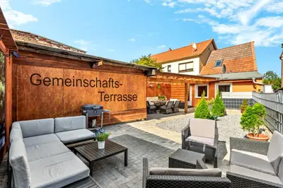 Das Gebäude in dem sich die Ferienwohnung befindet