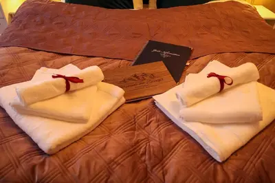 Ein Bett oder Betten in einem Zimmer der Unterkunft Apartment Serenade am Zwinger
