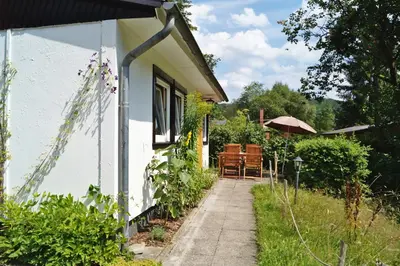 Ein Garten an der Unterkunft BodeBude