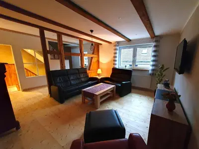 Ein Sitzbereich in der Unterkunft Kleine Bergstraße 2 - Haus 1