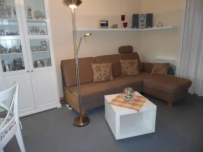 Ein Sitzbereich in der Unterkunft Ferienwohnung Schützenklippe G-II-2-4
