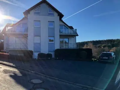 Das Gebäude in dem sich die Ferienwohnung befindet