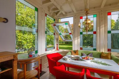 Ein Sitzbereich in der Unterkunft Villa Ottilienruh - Spitzweg-Suite