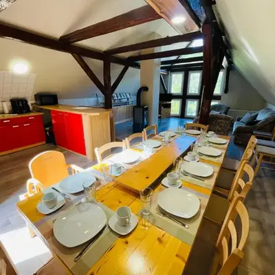 Große Wohnung am Bach