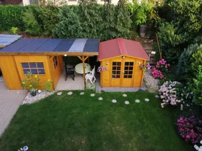 Ein Garten an der Unterkunft Burgruine