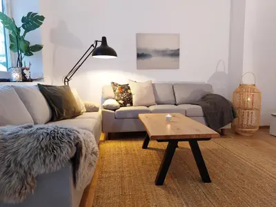 Ein Sitzbereich in der Unterkunft Ferienwohnung Wiesengrund 2