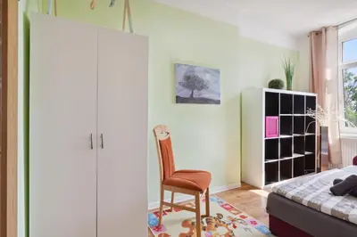 Ein Bett oder Betten in einem Zimmer der Unterkunft Schönes Ferien-Appartement für bis zu 7 Personen