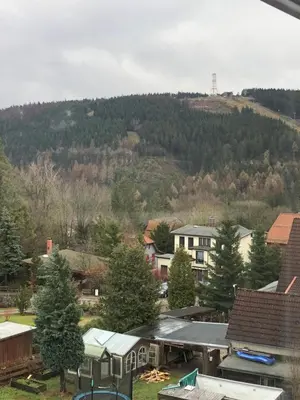 Ein allgemeiner Bergblick oder ein Berglick von der Ferienwohnung aus
