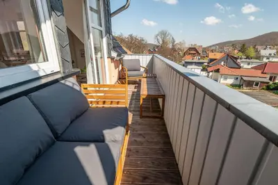 Ein Balkon oder eine Terrasse in der Unterkunft Premium Apartment - Ausblick - Kamin - Balkon - Smart TV - Kaffeevollautomat