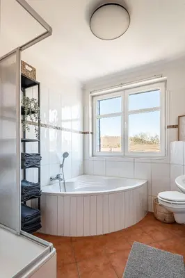 Ein Badezimmer in der Unterkunft Premium Apartment - Ausblick - Kamin - Balkon - Smart TV - Kaffeevollautomat