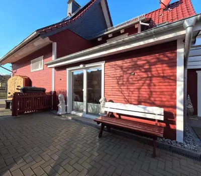 Das Gebäude in dem sich die Ferienwohnung befindet