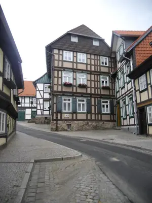 Das Gebäude in dem sich die Ferienwohnung befindet