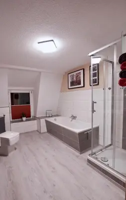 Ein Badezimmer in der Unterkunft Ferienwohnung Ostard 2