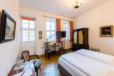 Ein Bett oder Betten in einem Zimmer der Unterkunft Ferienwohnung mit Balkon - a86244