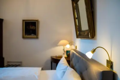 Ein Bett oder Betten in einem Zimmer der Unterkunft Ferienwohnung mit Balkon - a86244